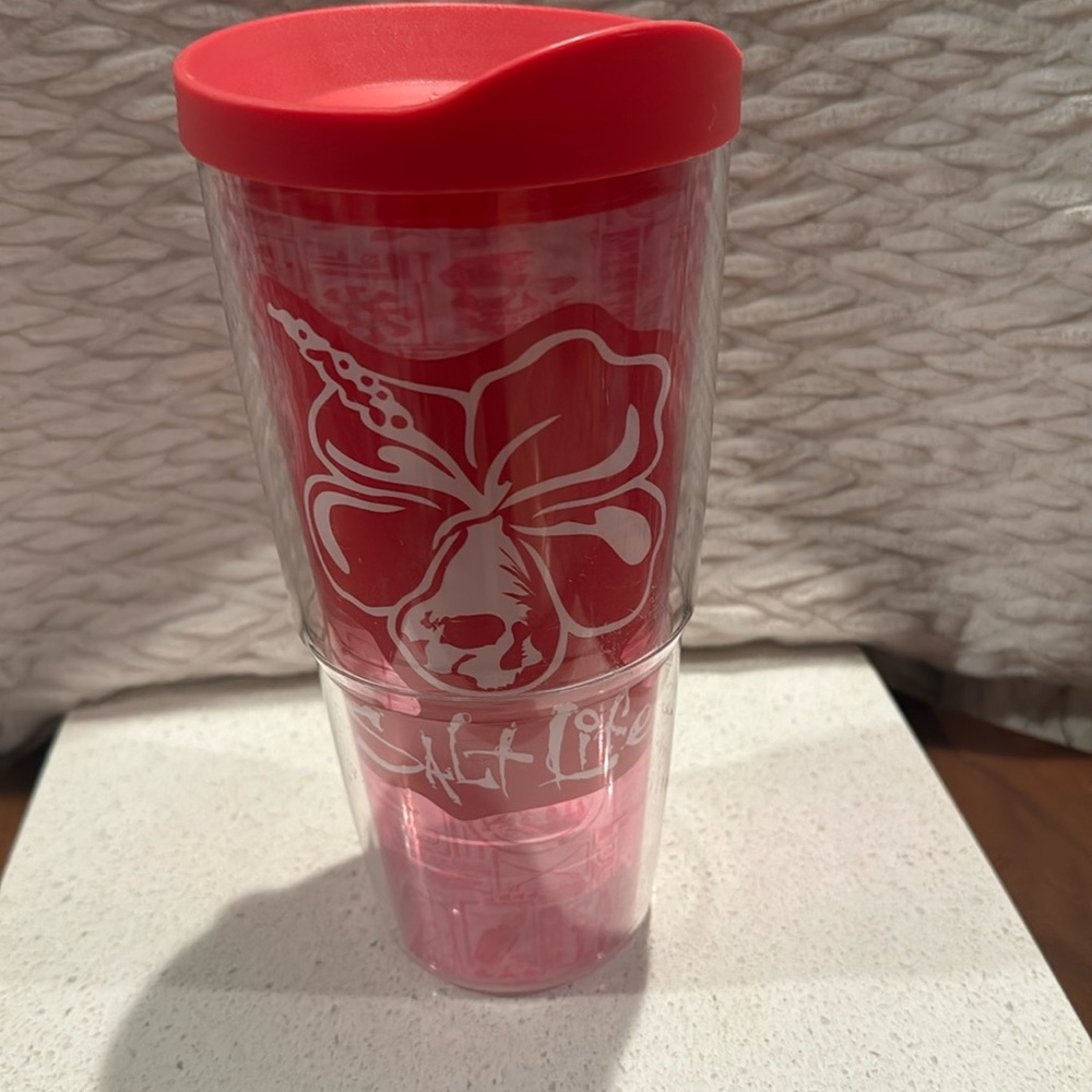 Tervis Salt Life Pink 24 oz Tumbler Travel Cup Mug Hot Cold Flower 2012